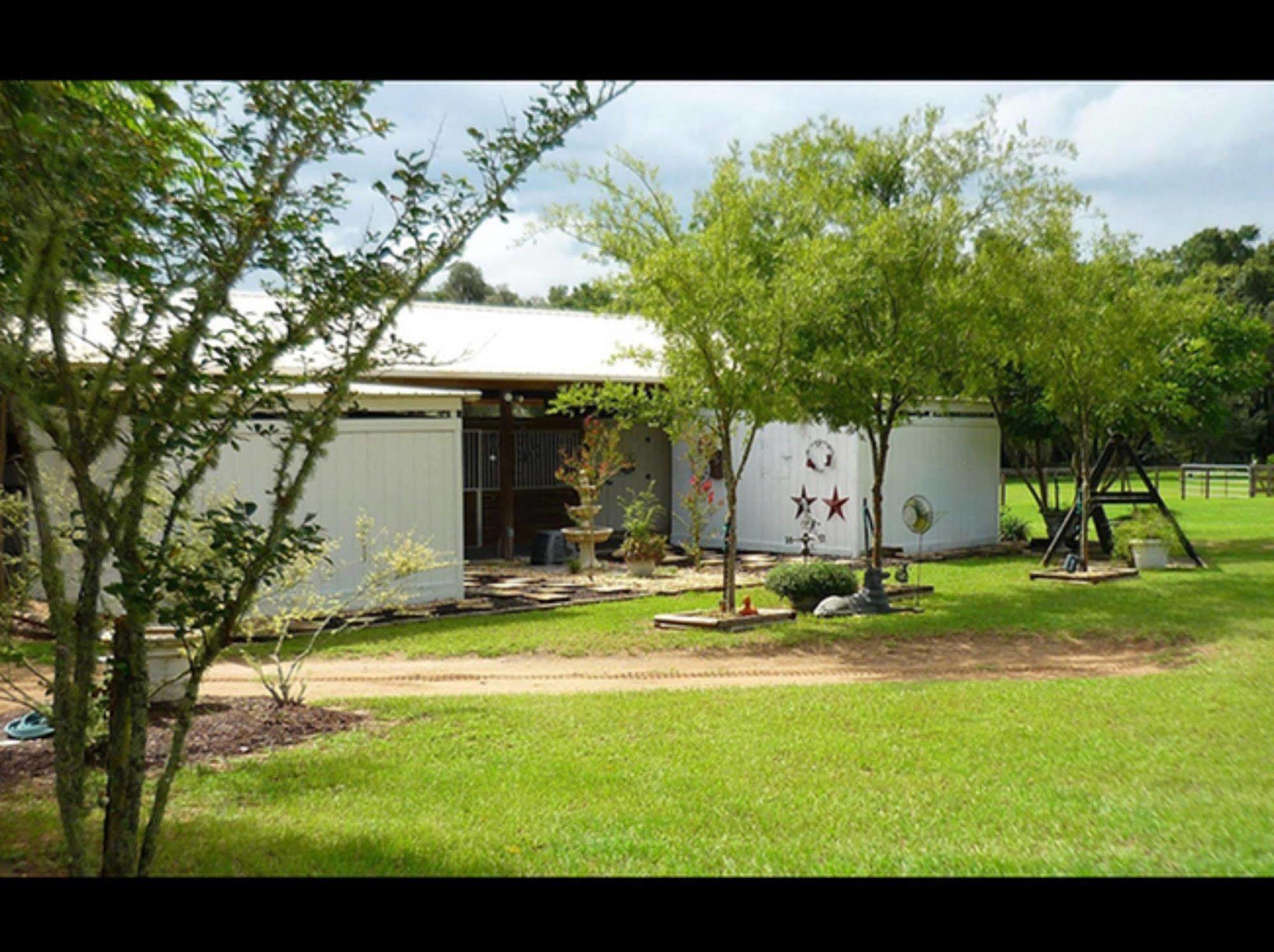 Rock Pointe Ranch Bed & Breakfast Floral City Exterior photo